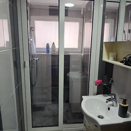 Apartment 4a *